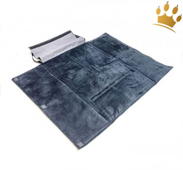 Duftmarke Schlummermatte Grau als Decke