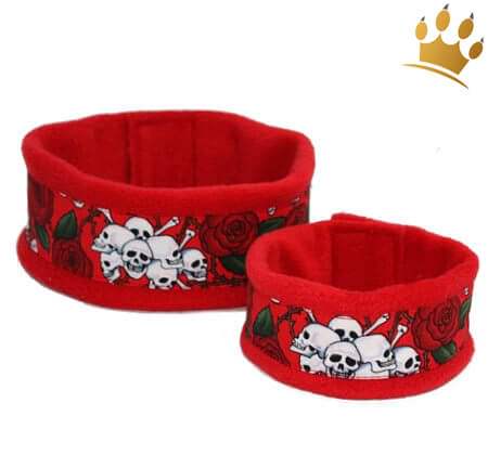 Hundeschal Skull Roses rot